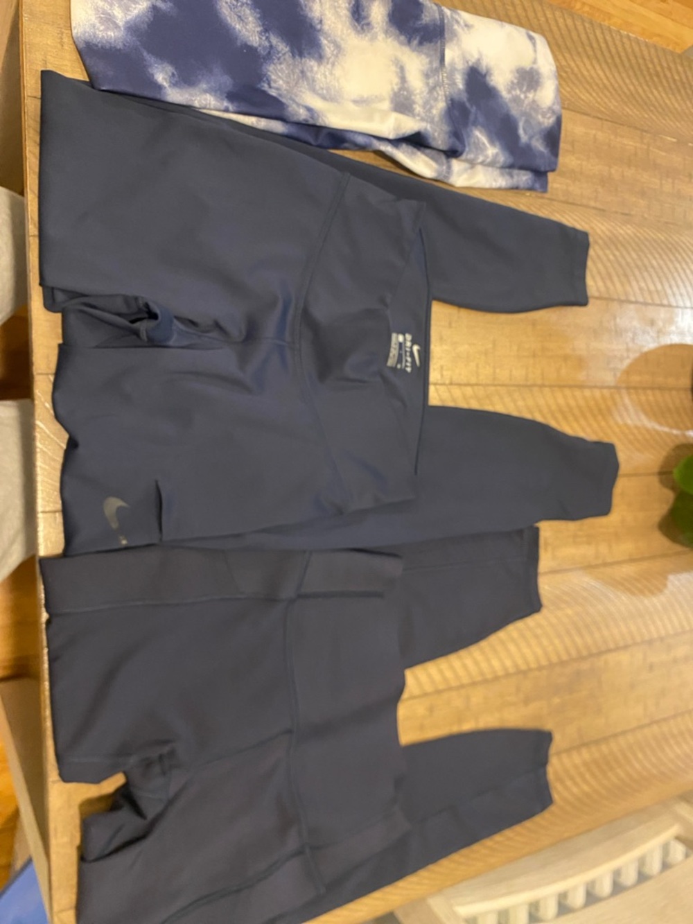 Nike dry fit woman’s Navy Blue Performance Leggings, Gap Fit, and Old Navy Lot